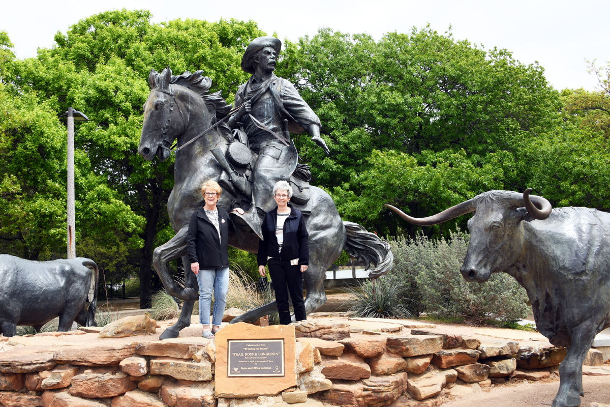 295 Sharon Nelson and Mary Carlson.JPG